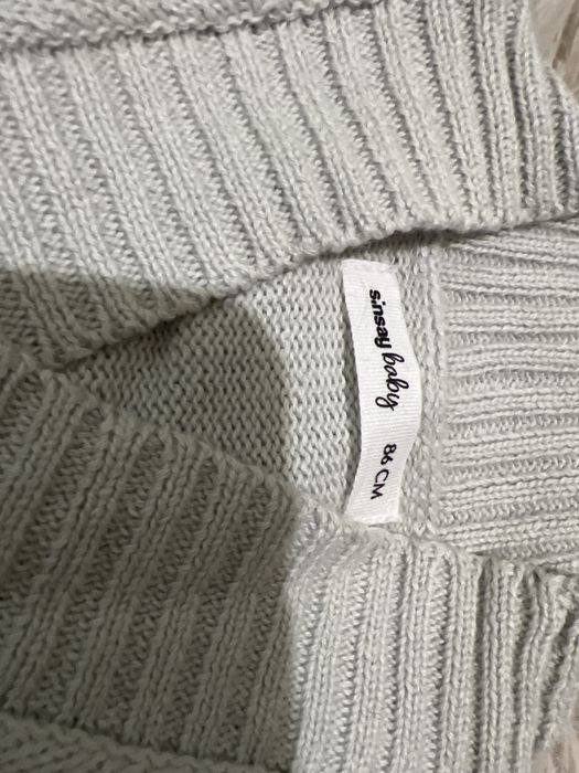 Uroczy sweterek w renifery dla chlopca rozmiar 86