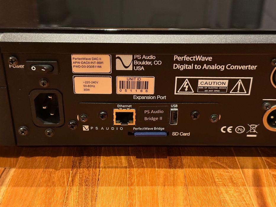 PS AUDIO PerfectWave DAC MK2 + Bridge2