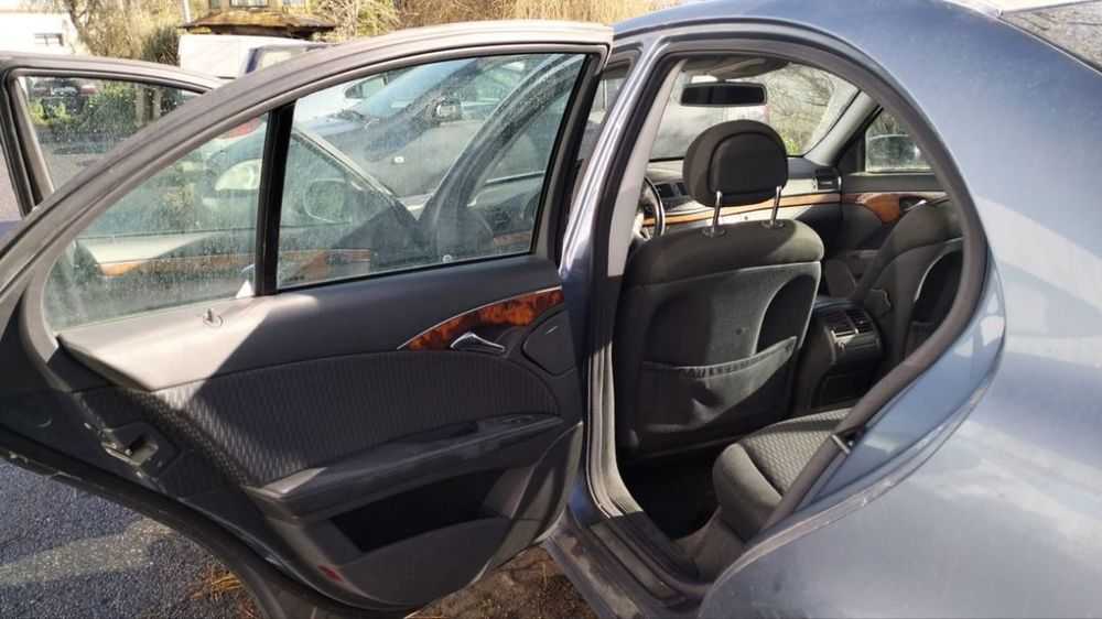 Mercedes Class E W211 para peças