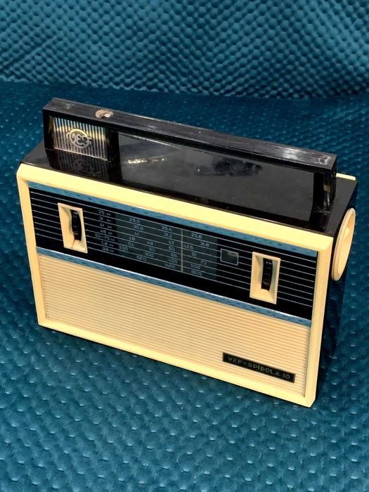 Радіоприйомник VEF SPIDOLA 10, Радиоприемник ВЭФ СПИДОЛА 10. СССР 1967