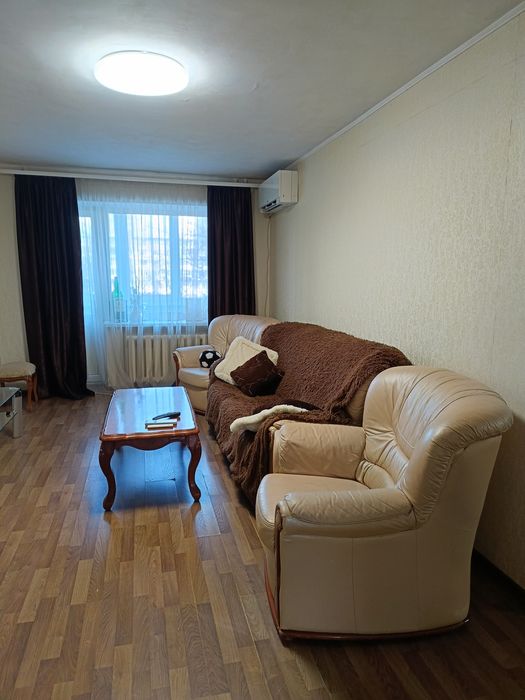 Сдам двухкомнатную квартиру. Проспект Свободы