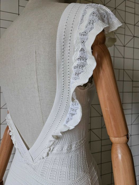 Неймовірна жіноча сукня sezane оригінал, міді сукня кроше sezane