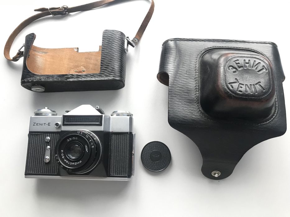 Фотоапарат Zenit-E Зеніт-Е Зенит-Е у шкіряному чохлі