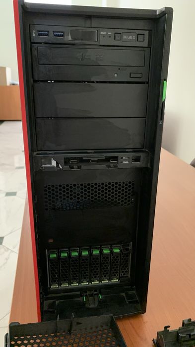 Сервер Fujitsu TX2560 M2