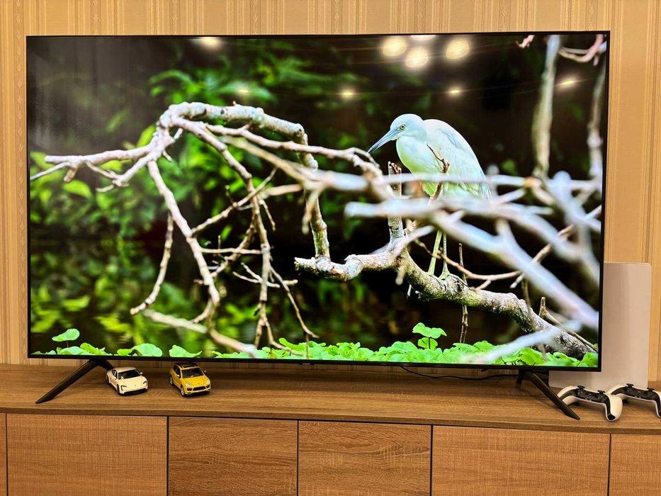 Телевізор Samsung 75 дюймів (UE75CU7100)