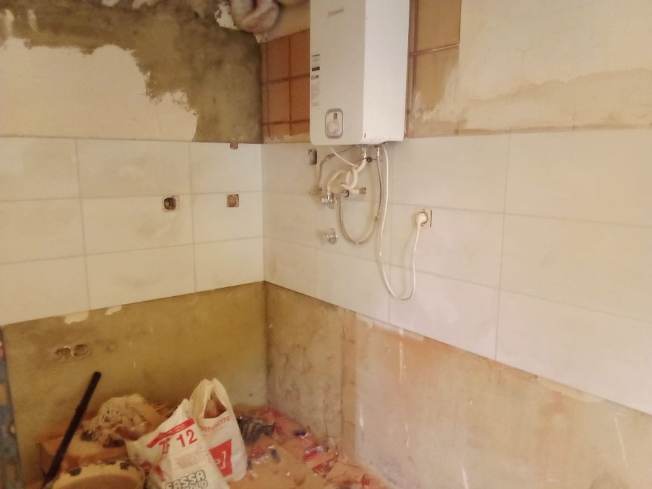 Instalacao azulejos e betumes
