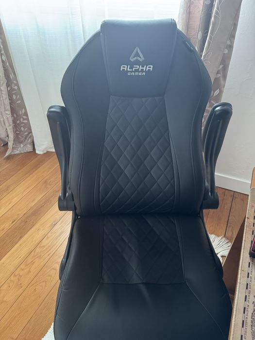 Procuro base para esta cadeira