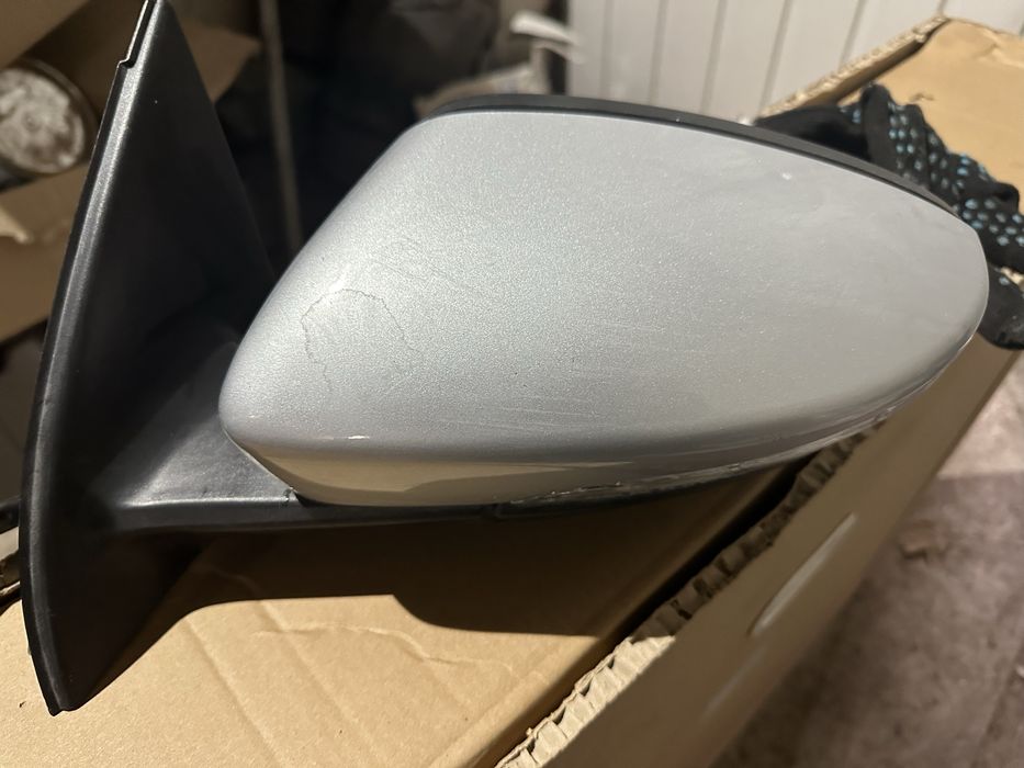 Продам дзеркала пасат b 7 usa