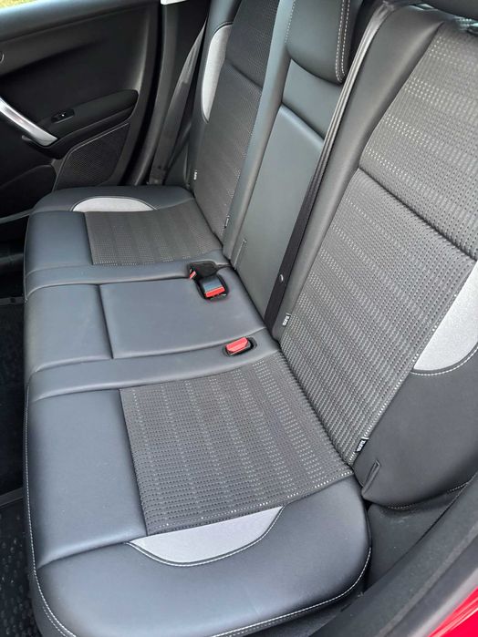 Sprzedam Peugeot 2008 1.5 Blue HDI 2019 r. zadbany!