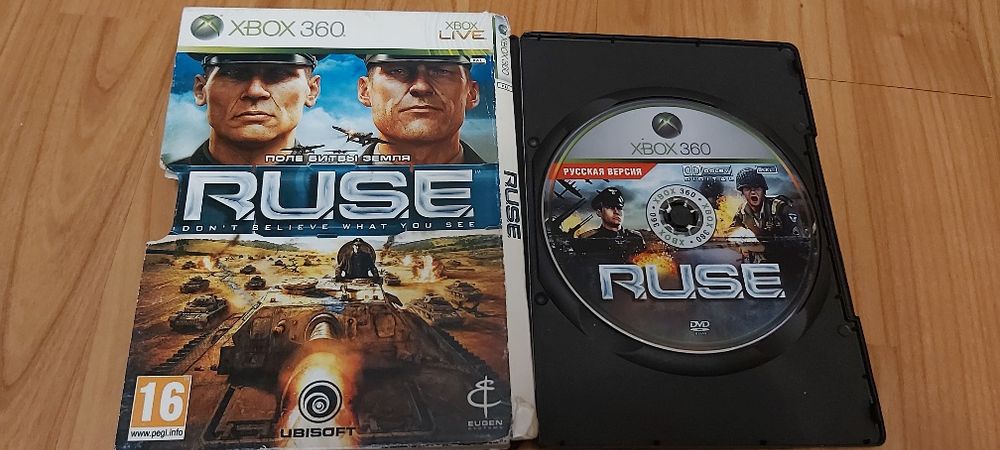 Xbox 360 E + 2 оригінальні геймпади + гра | Повний комплект