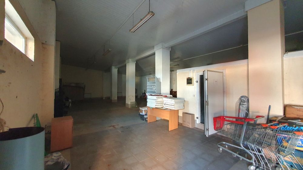 ПРОДАЖ ТОРГОВОГО КОМПЛЕКСУ в самому центрі м. Тячів вул. Шапошнікова