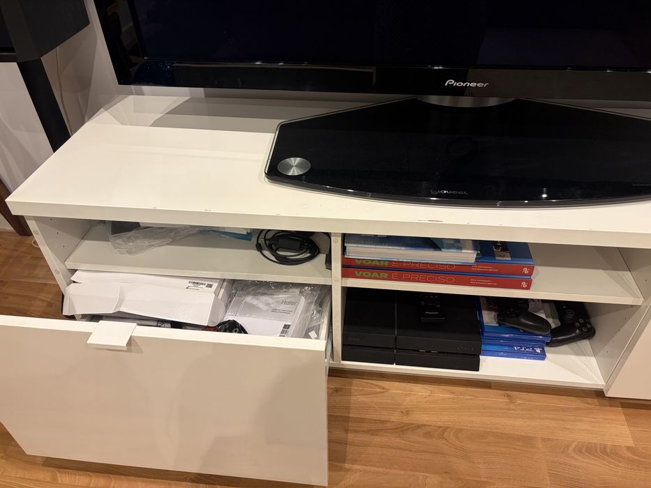 Móvel de TV IKEA