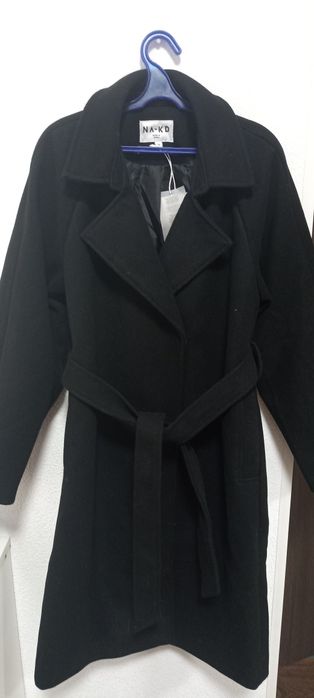 Осіннє пальто NA-KD