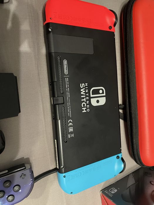 Nintendo Switch 256gb  стан нова 10/10 Kefir  full комплект