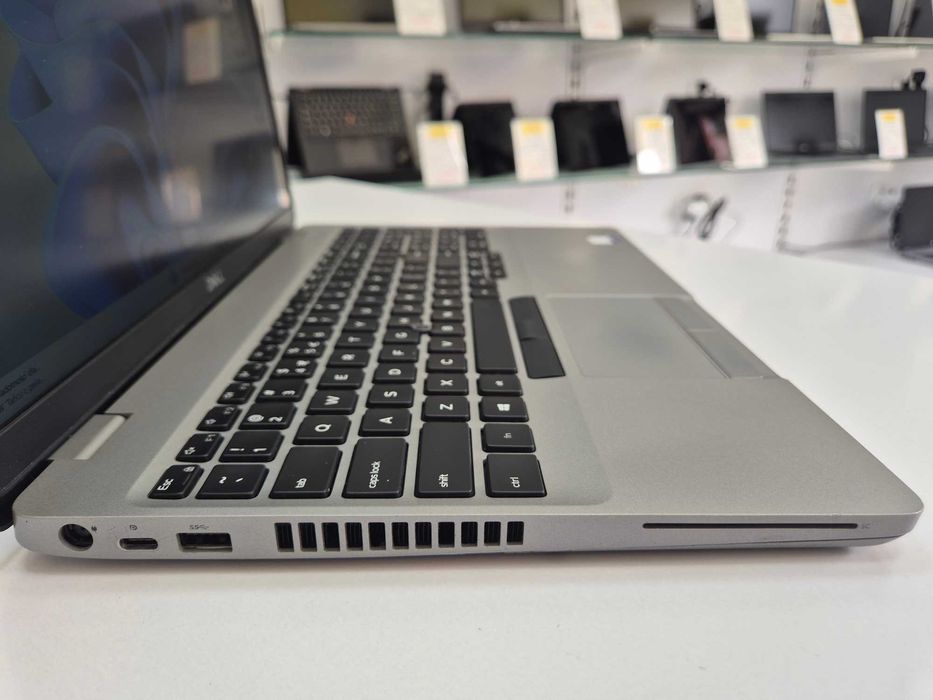 Laptop Dell Latitude 5510 Intel i5 Pamięć 16gb Dysk 256gb ssd Windows Gwarancja