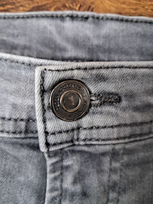 Spodnie jeans szare slim roz 44