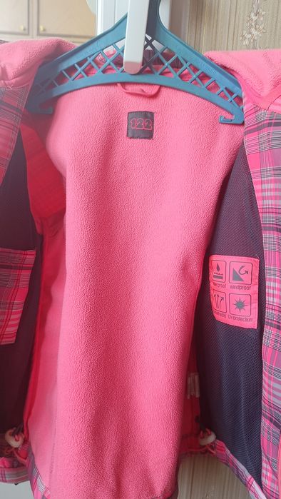 Курточка легенька на 7р.