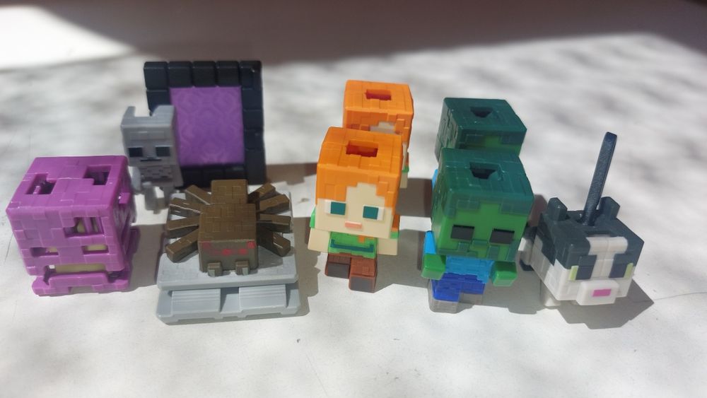 Фігурки Minecraft