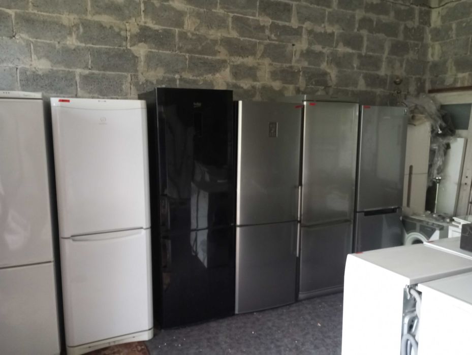 Lodówka Ariston z zamrazalnikiem