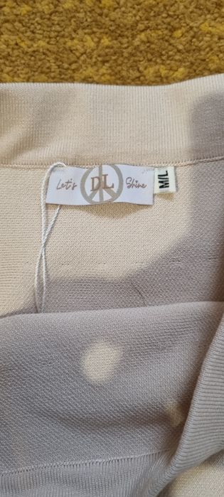 Saia Malha Bege Nova