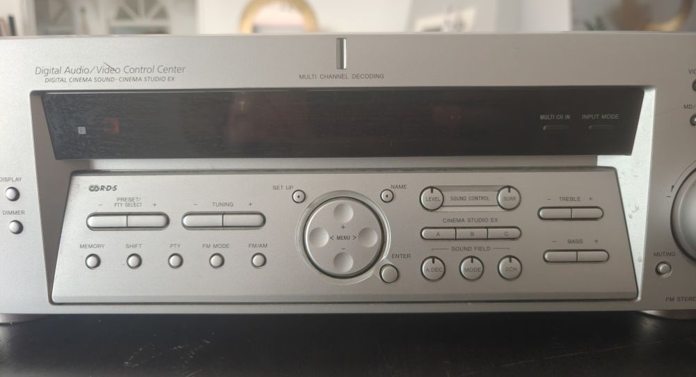 Amplificador AV Sony STR-K840P Som Surround 5.1 com colunas e subwoofer