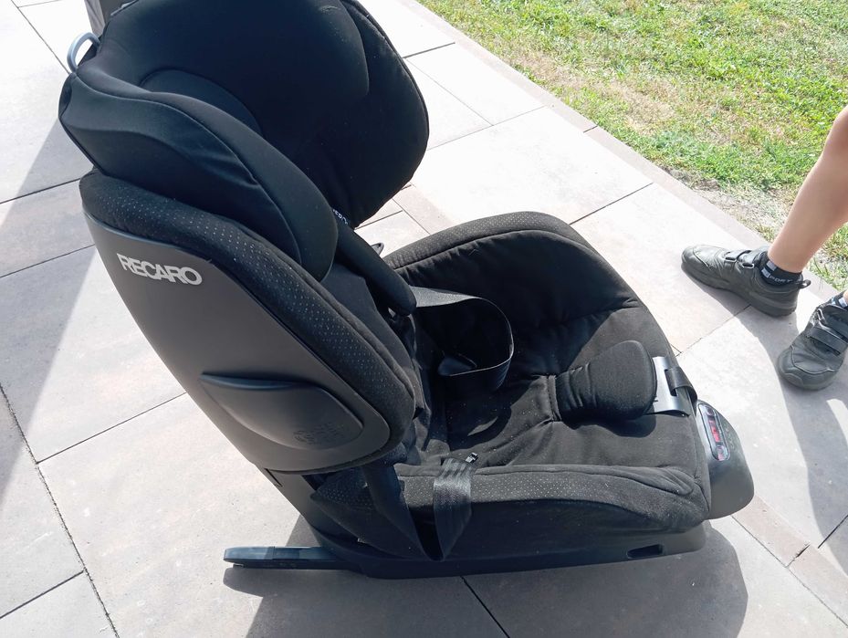 fotelik samochodowy Recaro