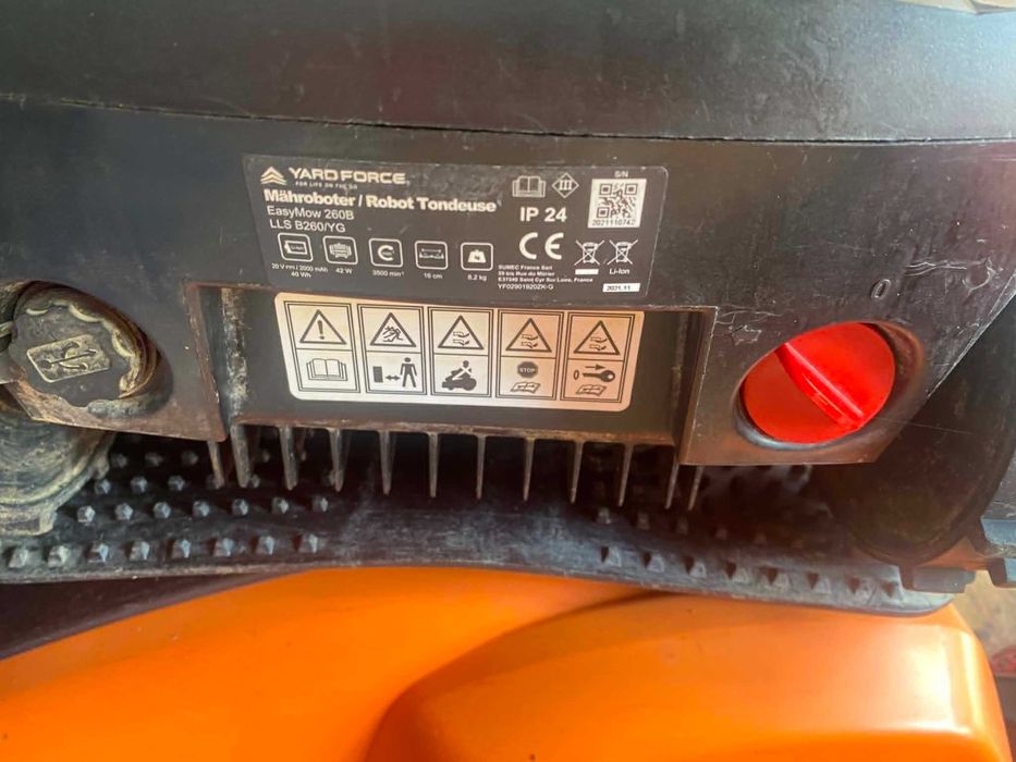 Roboty koszące YardForce EasyMow 260B