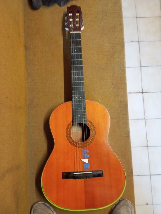 Guitarra clássica Ringo star
