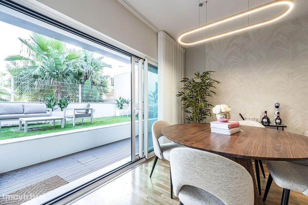 Apartamento T3 com jardim, Campo Grande, Lisboa