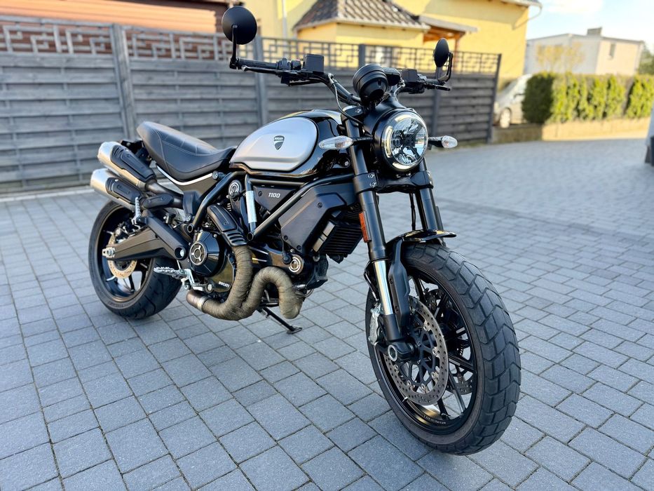 Ducati Scrambler Dark Pro 1100, dodatki, ABS