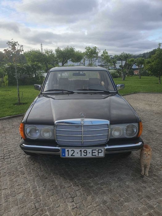 Mercedes 240D W123 – 3.ª série – Clássico em excelente estado