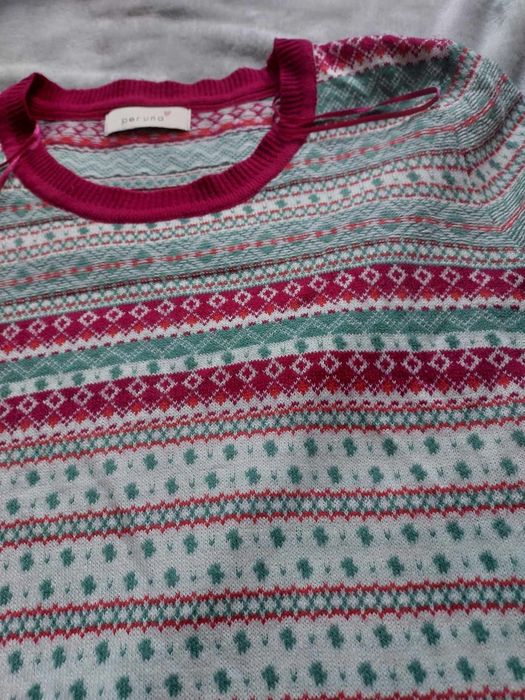 Sweter kolorowy 40