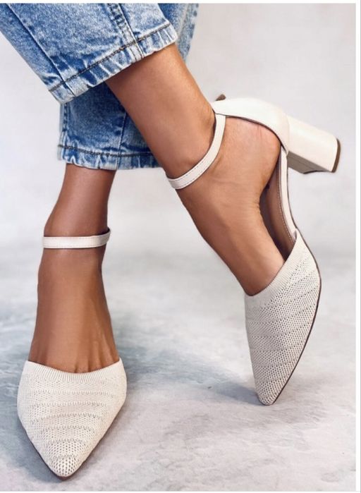 Czółenka na obcasie z paskiem ROSSI BEIGE R.41