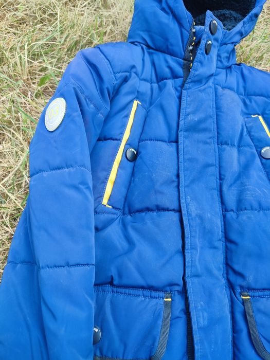 Куртка зимняя на мальчика 116-122 см+шапка и перчатки