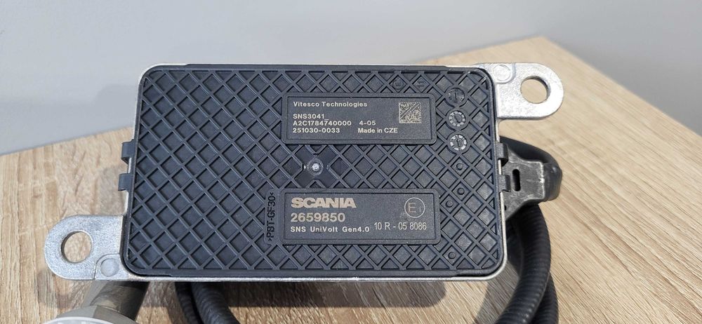 Czujnik Nox Sensor Scania R, S Oryginał Nowy Vitesco za Katalizatorem ...