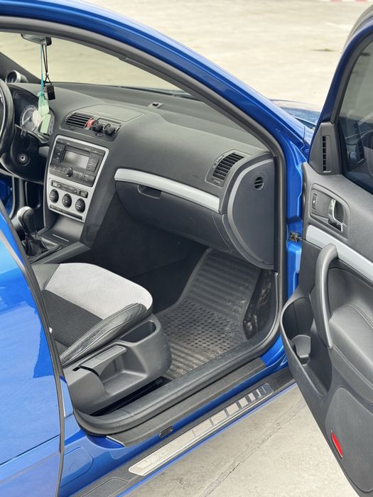 Skoda  VRS 2.0T.  .