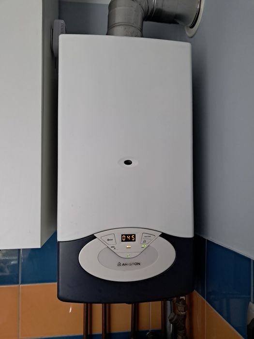 Piec gazowy Ariston Class 24 CF dwufunkcyjny