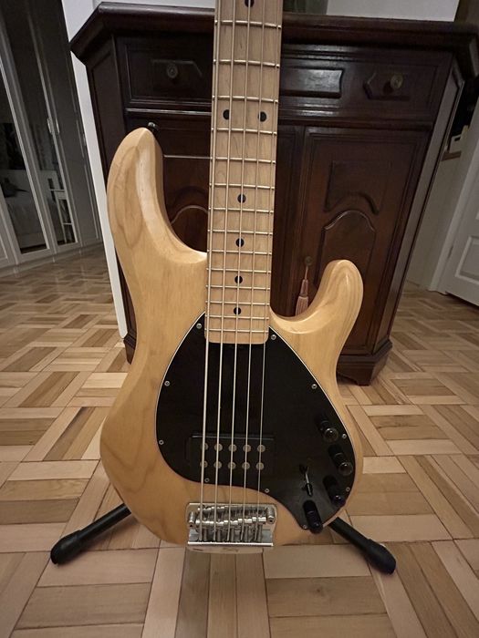 Gitara basowa Sterling RAY 35 NAT