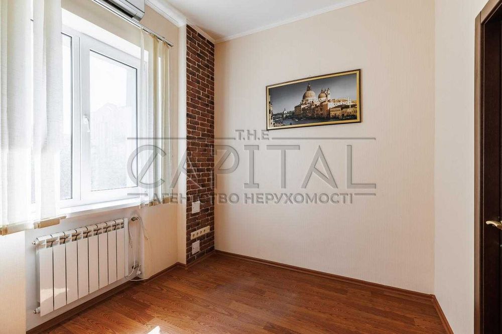 Продаж офісу, вул. Оболонська, метро Тараса Шевченка