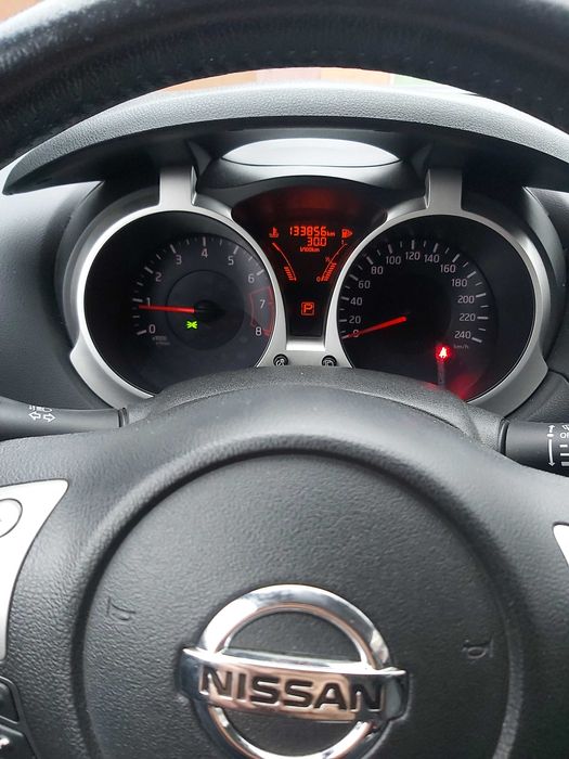 Продам Нісан Жук