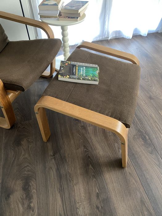 Poltrona + Repousa pés