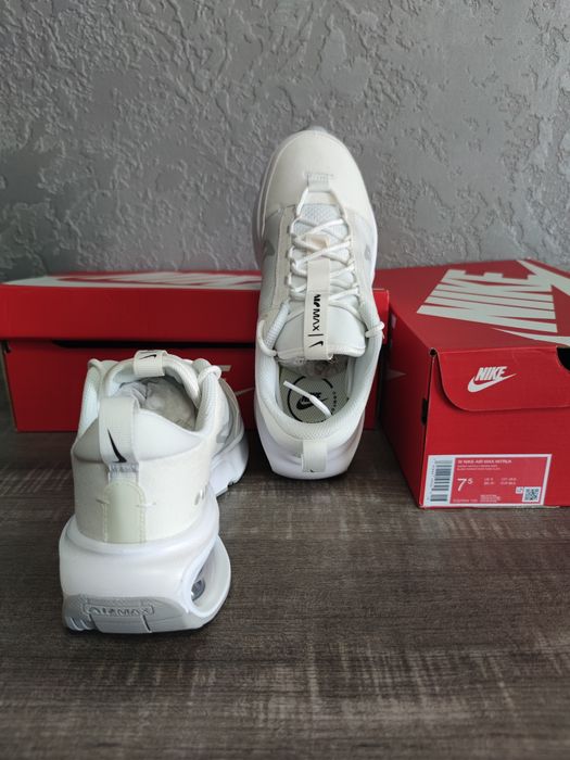 ОРИГИНАЛ‼️ Новые‼️ Nike Air Max INTRLK, Женские кроссовки р.38,5  жіночі кросівки оригінал