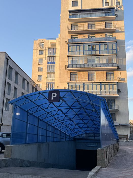 Аренда крытый паркинг в центре Одессы.