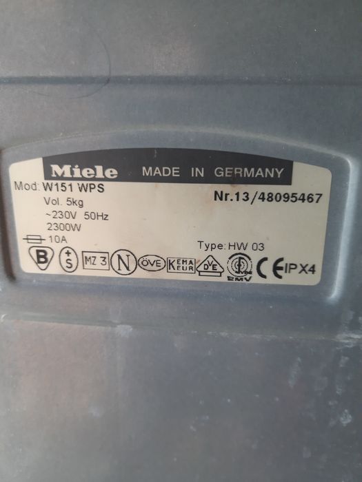 Продам пральну машину Miele W151 на запчастини ціна договірна