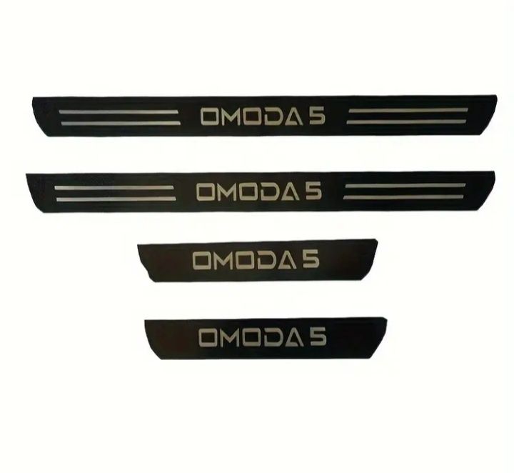 Listwy progowe OMODA 5 stal nierdzewna 4szt.