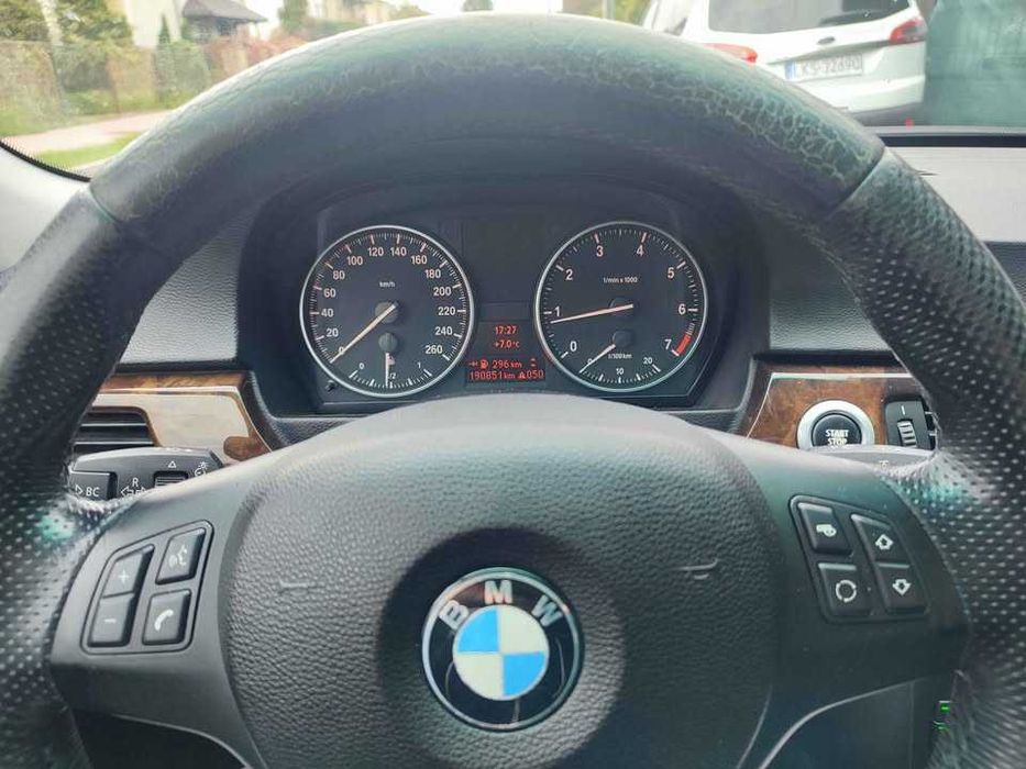 BMW 318i 2.0 143KM 2008rok