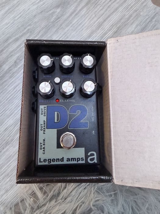 AMT Electronics D2 – Legend Amps Series (c/ Caixa Original)