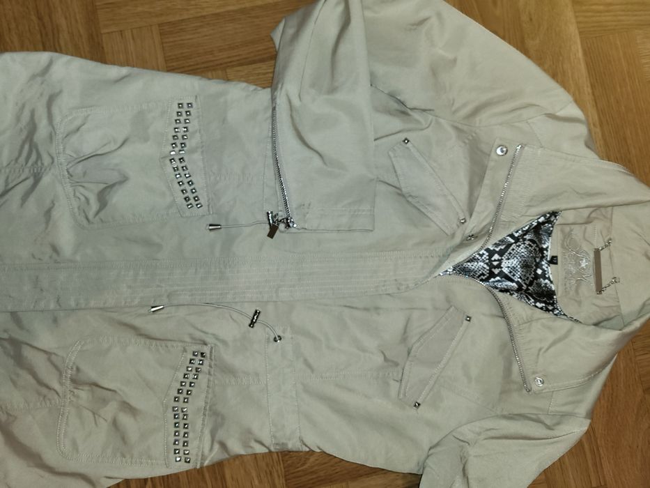 Ветровка весна-осень новая