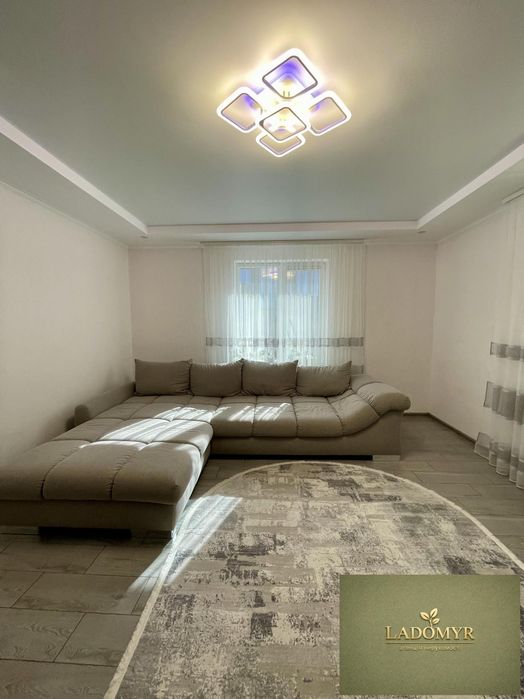 Продаж / Будинок / масив Київський, Зоопарк, Рівне