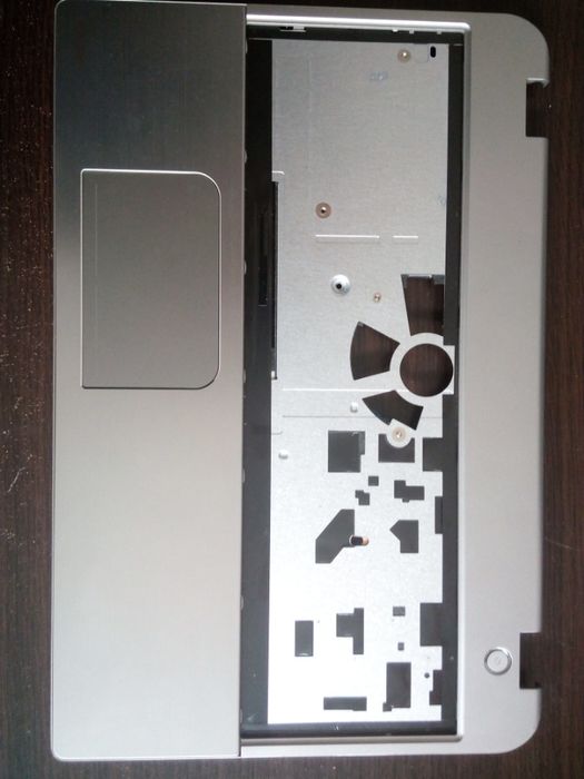 Peças portátil Toshiba Satellite M50 e U50 Series